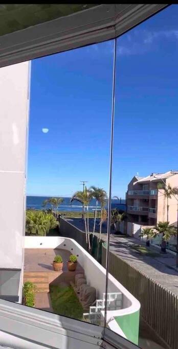 Uma Ilha No Ilhas Do Caribe Resort Matinhos Eksteriør bilde