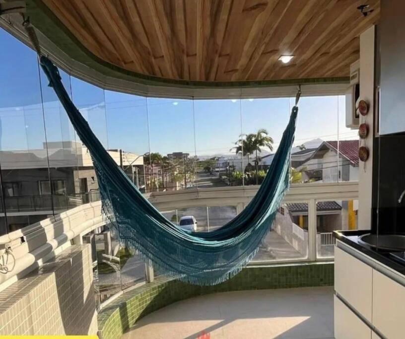 Uma Ilha No Ilhas Do Caribe Resort Matinhos Eksteriør bilde